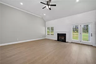 857 Bessie Ct, Loganville, GA 30052 - Photo 12