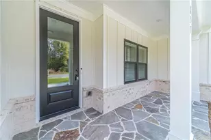 857 Bessie Ct, Loganville, GA 30052 - Photo 4