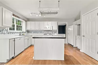 2997 Bancroft Glen NW, Kennesaw, GA 30144 - Photo 14