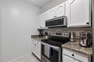 2700 Pine Tree Road NE, Atlanta, GA 30324 - Photo 12