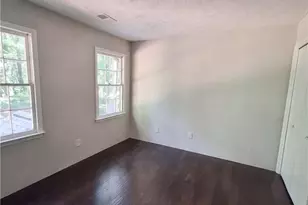 2201 Brookfield Cir, Lawrenceville, GA 30043 - Photo 14