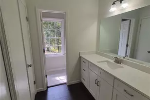 2201 Brookfield Cir, Lawrenceville, GA 30043 - Photo 10