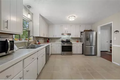 7080 Sumit Creek Drive NW, Kennesaw, GA 30152 - Photo 12
