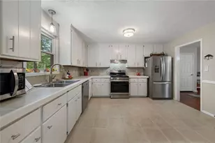 7080 Sumit Creek Dr NW, Kennesaw, GA 30152 - Photo 12