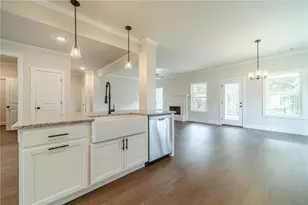 257 Pinewood Dr, Covington, GA 30014 - Photo 14
