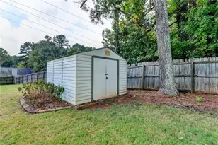 820 Meadowsong Cir, Lawrenceville, GA 30043 - Photo 22