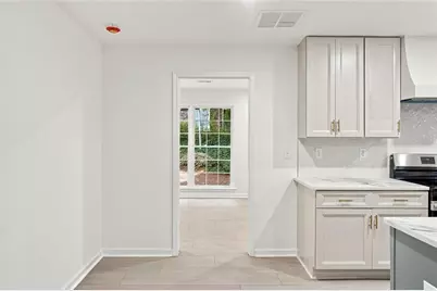 645 Noell Way NW, Lilburn, GA 30047 - Photo 12