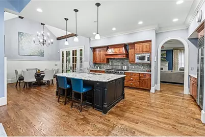 3901 N Stratford Road NE, Atlanta, GA 30342 - Photo 8