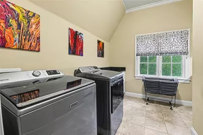 3901 N Stratford Road NE, Atlanta, GA 30342 - Photo 32