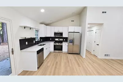 2112 Valley Oaks Drive SE, Smyrna, GA 30080 - Photo 22