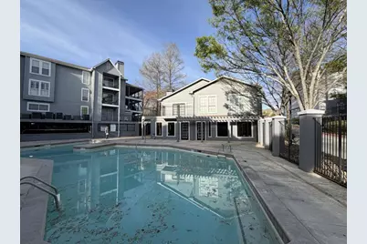 418 Granville Court, Atlanta, GA 30328 - Photo 4