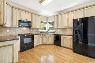 4343 Clairesbrook Ln, Acworth, GA 30101 - Photo 18
