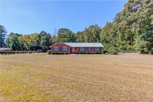 67 Elder Dr, Jefferson, GA 30549 - Photo 2