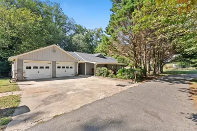 7210 Pine Court, Cumming, GA 30041 - Photo 4