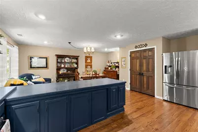 7210 Pine Court, Cumming, GA 30041 - Photo 12