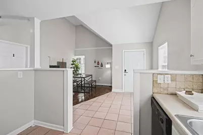 283 Barfield Avenue SW, Atlanta, GA 30310 - Photo 10