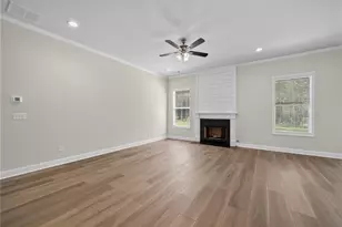 887 Bessie Ct, Loganville, GA 30052 - Photo 12