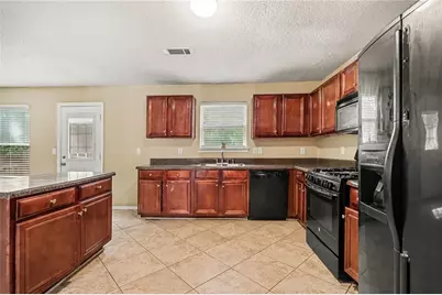 5027 Estonian Drive, Fairburn, GA 30213 - Photo 10