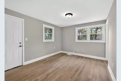 231 Glenrose Circle SW, Atlanta, GA 30354 - Photo 8