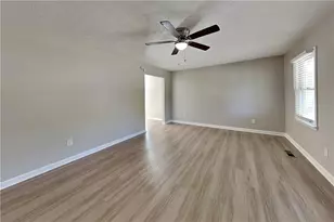 89 Silverthorne Cir, Douglasville, GA 30134 - Photo 2