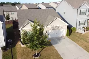 340 Auburn Crossing Dr Dr, Auburn, GA 30011 - Photo 2