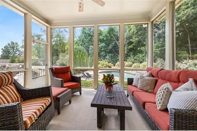 8030 Coventry Pointe, Suwanee, GA 30024 - Photo 4