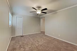 5779 Hillside Dr, Atlanta, GA 30340 - Photo 6
