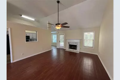 2214 Oakland Farm Dr, Lawrenceville, GA 30046 - Photo 10