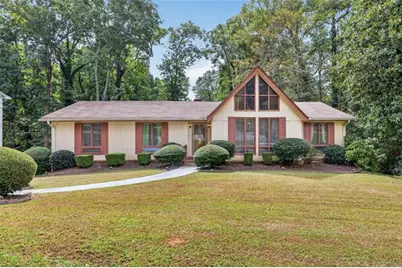 4421 Buckingham Circle, Decatur, GA 30035 - Photo 1