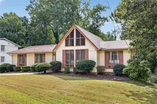 4421 Buckingham Cir, Decatur, GA 30035 - Photo 2
