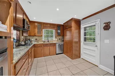 4421 Buckingham Circle, Decatur, GA 30035 - Photo 8