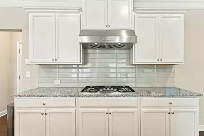 58 W Dixie Avenue SE, Marietta, GA 30008 - Photo 12