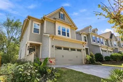 58 W Dixie Avenue SE, Marietta, GA 30008 - Photo 2