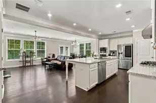 58 W Dixie Ave SE, Marietta, GA 30008 - Photo 4