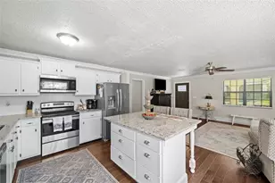 17 Pine St E, Chatsworth, GA 30705 - Photo 10