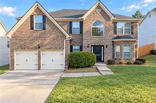 6990 Misttop Loop, Fairburn, GA 30213 - Photo 1