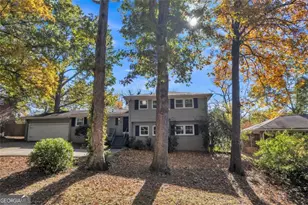 2363 Oakridge Ct, Decatur, GA 30032 - Photo 1