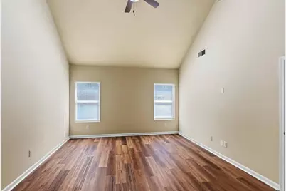 1800 Old Dogwood, Jonesboro, GA 30238 - Photo 4