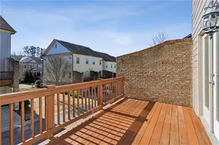 7395 Glisten Ave, Sandy Springs, GA 30328 - Photo 18