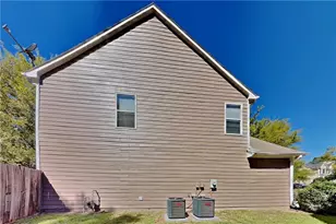 1631 Hedington Ct, Lawrenceville, GA 30045 - Photo 16