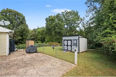 8942 Meadow Drive, Lithia Springs, GA 30122 - Photo 26