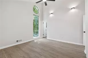 2490 Stoney Brook Ln NE, Marietta, GA 30062 - Photo 14