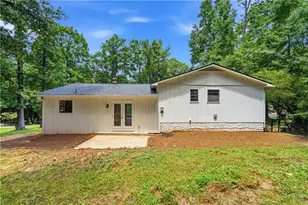 411 Hunters Ln, Woodstock, GA 30189 - Photo 10