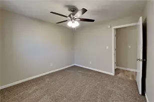 4025 Leicester Dr NE, Kennesaw, GA 30144 - Photo 12