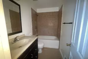 7750 Roswell Rd, Sandy Springs, GA 30350 - Photo 18