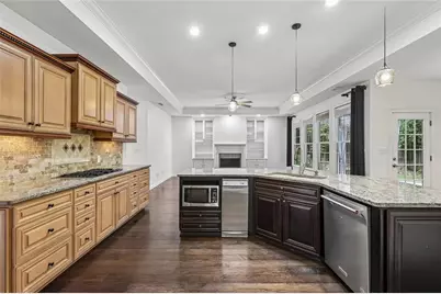 225 W Brookhollow Court, Alpharetta, GA 30022 - Photo 16