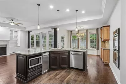 225 W Brookhollow Court, Johns Creek, GA 30022 - Photo 16