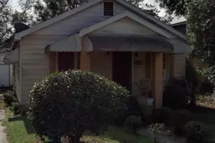 605 E 35th St, Savannah, GA 31401 - Photo 1