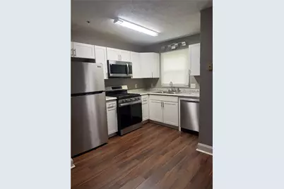 2185 Wellington Circle, Lithonia, GA 30058 - Photo 8