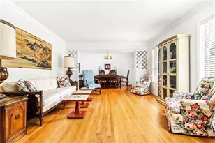 2338 Kings Point Dr, Dunwoody, GA 30338 - Photo 4